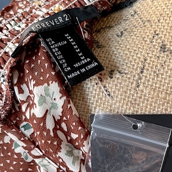 Floral Ruffle Top M - Picture 5 of 7